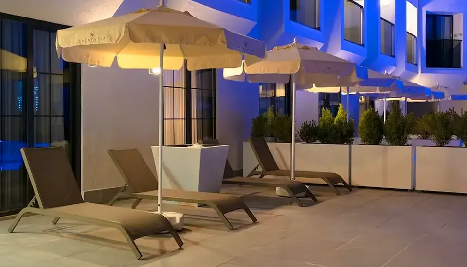 سینت استار هتل کمر